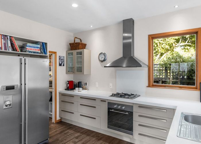  at 9 Cashmere View Street, Somerfield, Christchurch