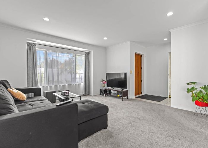  at 10 Ironstone Place, Randwick Park, Manukau City, Auckland