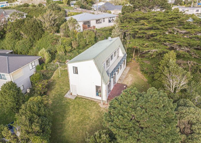  at 86A Black Rock Road, Newlands, Wellington