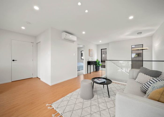  at 8/69 Balmain Road, Birkenhead, North Shore City, Auckland