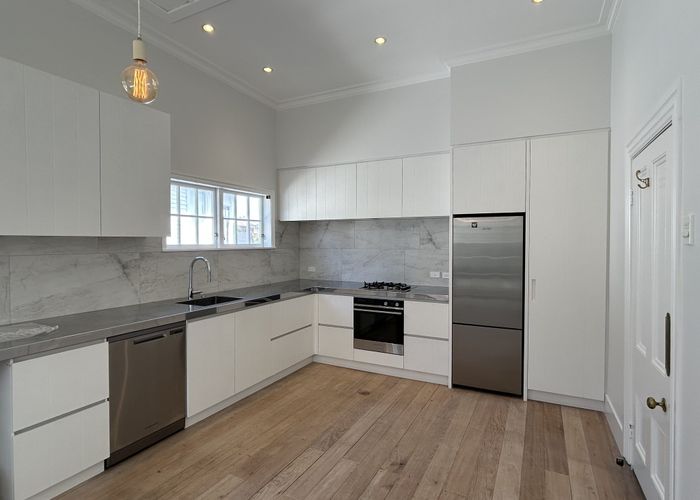  at 33 Birdwood Crescent, Parnell, Auckland City, Auckland