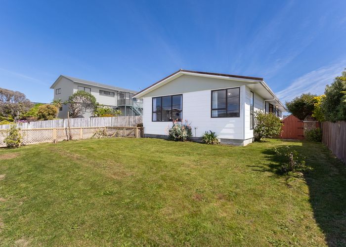  at 11 Atua Street, Waikanae Beach, Kapiti Coast, Wellington