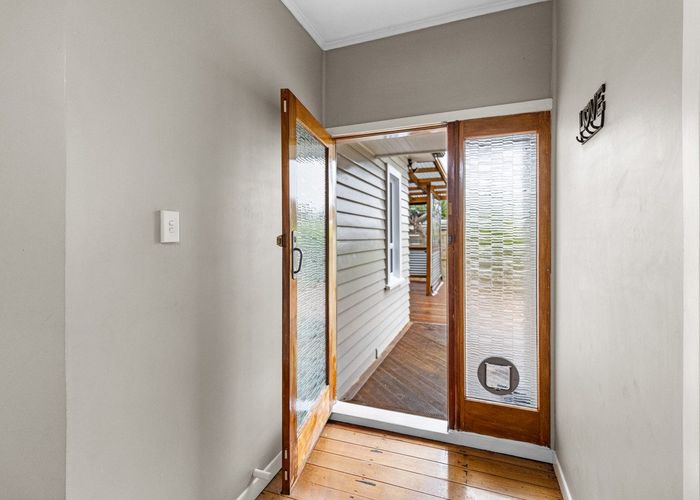  at 38 Doone Street, Lynmouth, New Plymouth, Taranaki