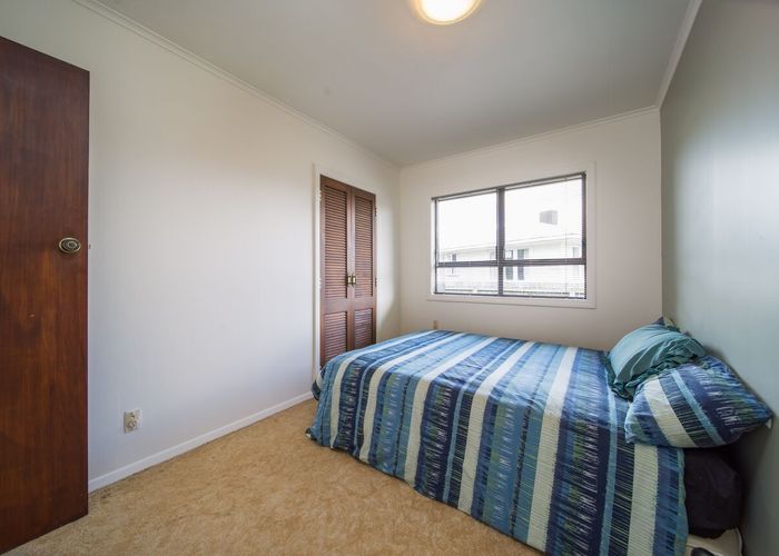  at 30 Sutton Crescent, Papakura, Papakura