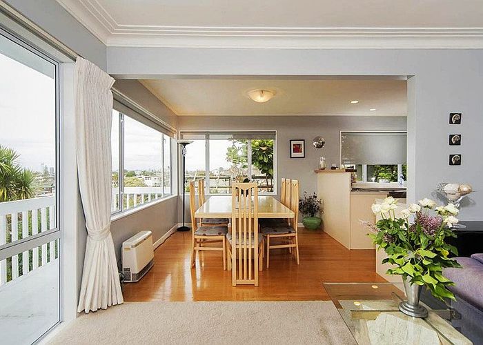  at 43 Parr Terrace, Castor Bay, North Shore City, Auckland