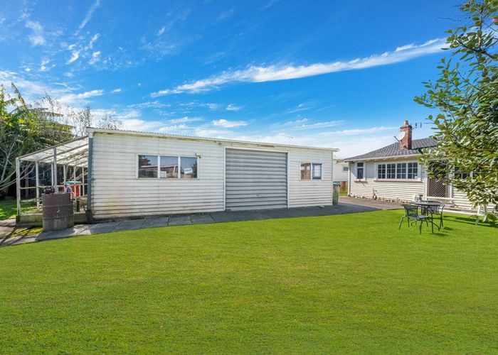  at 11 Jellicoe Street, Otahuhu, Auckland
