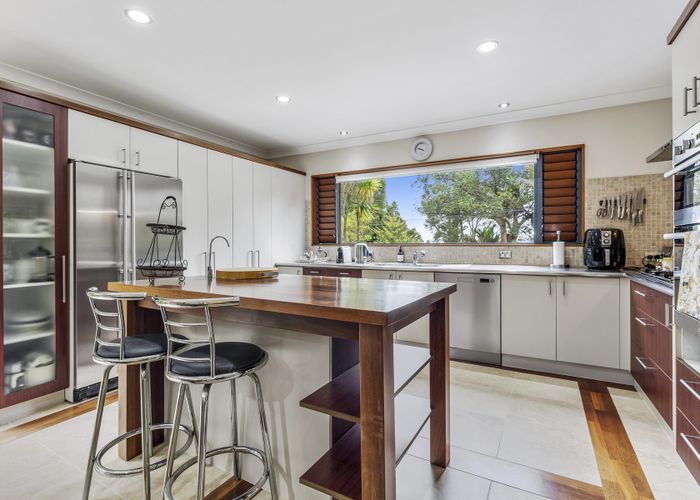  at 14 Ngaio Road, Titirangi, Auckland