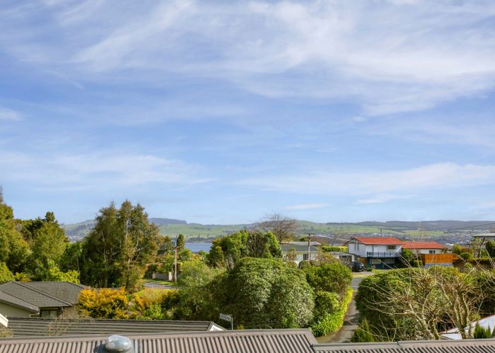  at 7 Titoki Avenue, Waipahihi, Taupo