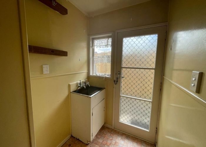 at 3/13 Brixton Road, Mount Eden, Auckland City, Auckland