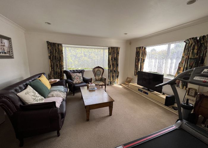  at 91 Landing Dr--Viewing--On Sat 8th Feb at 1:40-2:00pm, Albany, North Shore City, Auckland