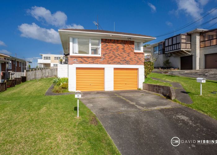  at 1/18 Anne Road, Hillcrest, North Shore City, Auckland