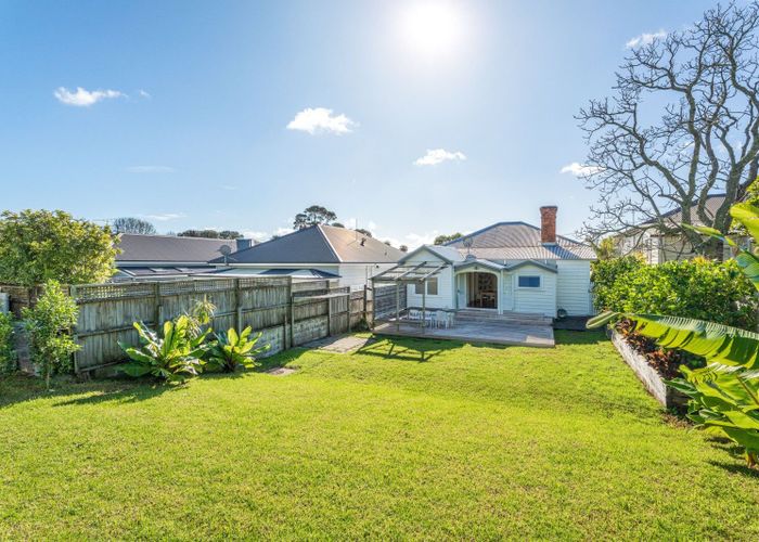 at 15 Rutland Road, Devonport, North Shore City, Auckland