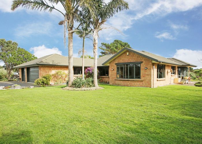  at 1241 Awhitu Road, Pollok