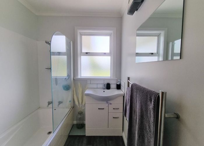  at 5 Galway Avenue, Hokowhitu, Palmerston North