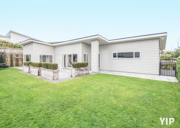 Recently sold 76 Woodridge Drive, Woodridge, Wellington homes.co.nz