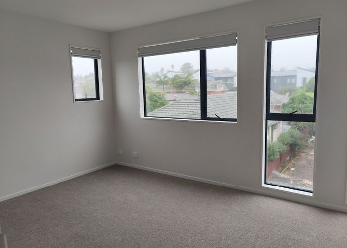  at 2/16 William Roberts Road , Pakuranga, Manukau City, Auckland