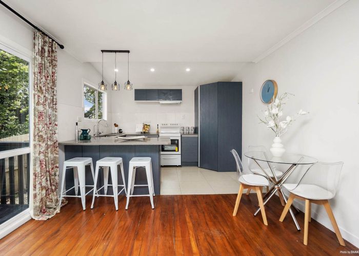  at 7B Seymour Road, Sunnyvale, Waitakere City, Auckland