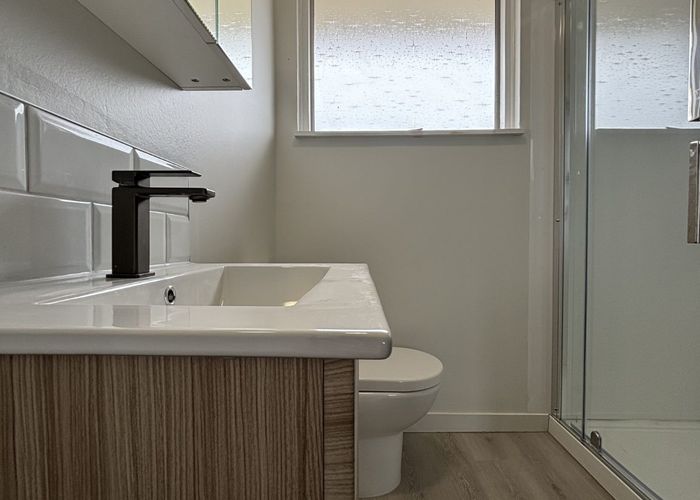  at 2/93 Grafton Street, Waltham, Christchurch City, Canterbury