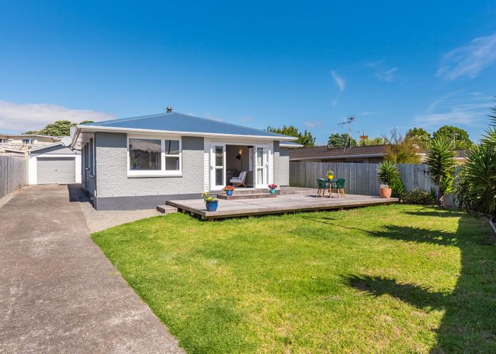  at 16 Anthony Grove, Paraparaumu Beach, Paraparaumu