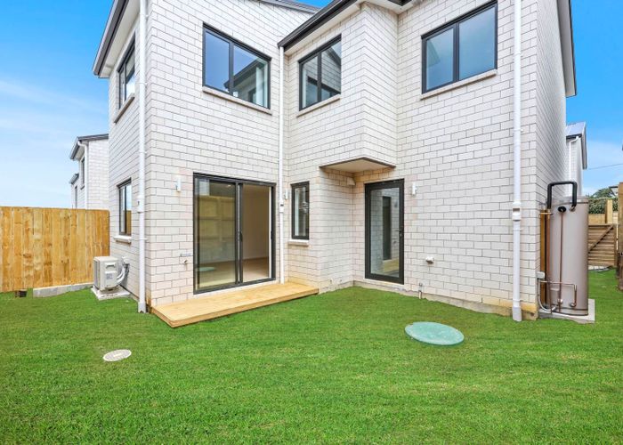  at Lot 8-12/71 Royal Road, Massey, Waitakere City, Auckland