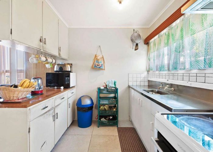  at 52 Zelda Avenue, Clover Park, Manukau City, Auckland