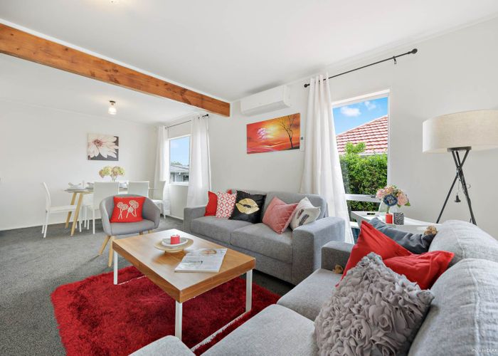  at 1/42 Orams Road, Hillpark, Auckland
