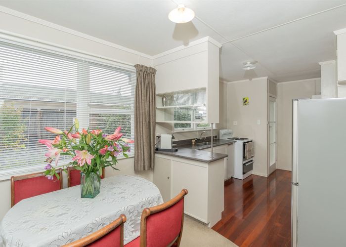  at 10 Katherine Place, Melville, Hamilton