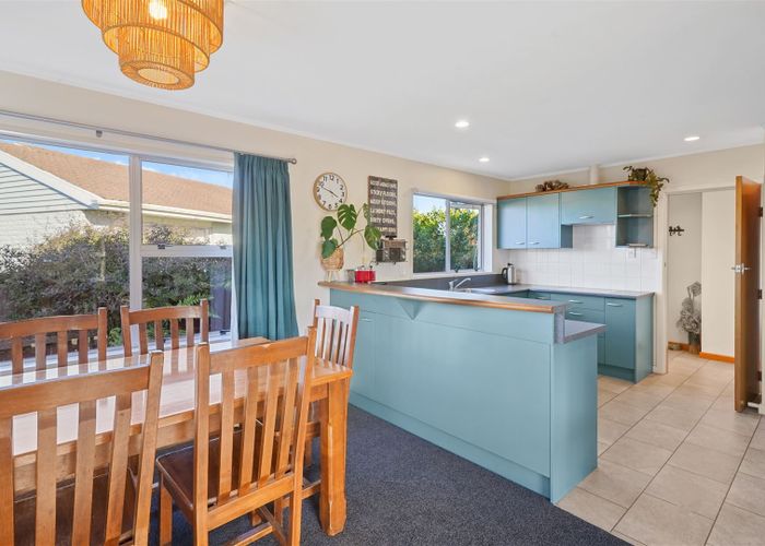  at 10B Karlaw Place, Parklands, Christchurch