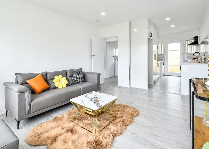  at 1/27 Alexander Ave, Papatoetoe, Manukau City, Auckland