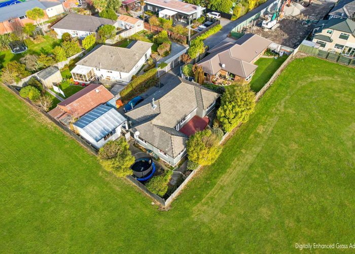  at 32 Vagues Road, Northcote, Christchurch