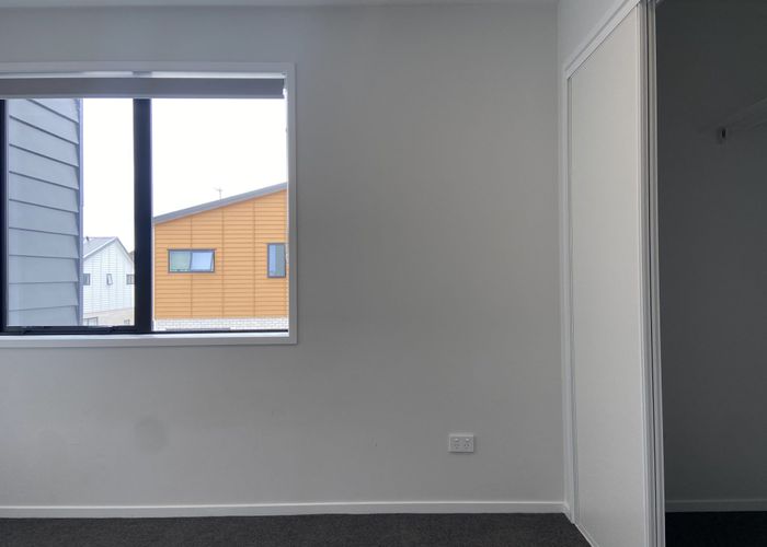  at 5 Whati Lane, Henderson, Waitakere City, Auckland