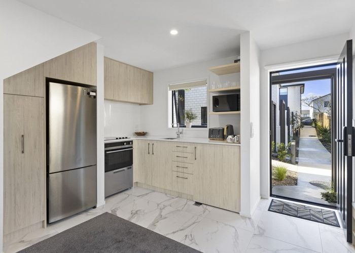  at 7/34 Sunnymead Road, Glen Innes, Auckland