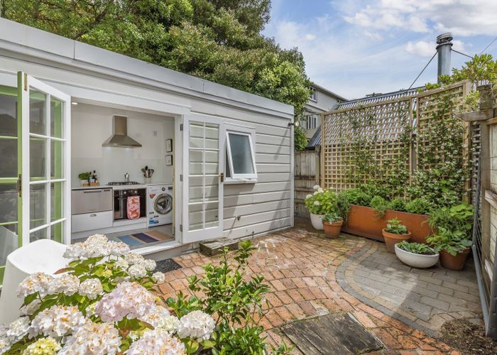  at 10 Saint Mary Street, Thorndon, Wellington, Wellington