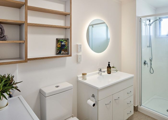  at 10/3 Kelvin Grove, Te Aro, Wellington