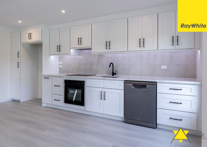  at 1/31 Lanigan Street, Birkdale, North Shore City, Auckland