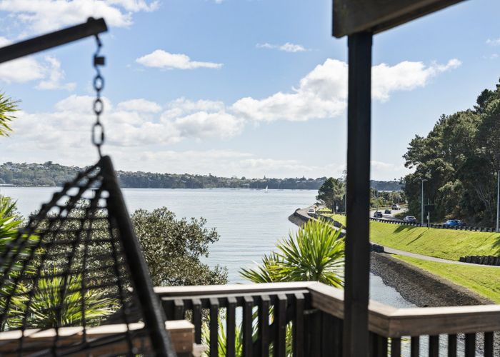  at 2/7 Masefield Avenue, Herne Bay, Auckland