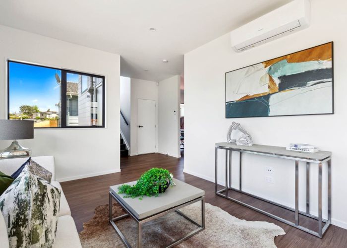  at 12B Woodhouse Place, West Harbour, Waitakere City, Auckland