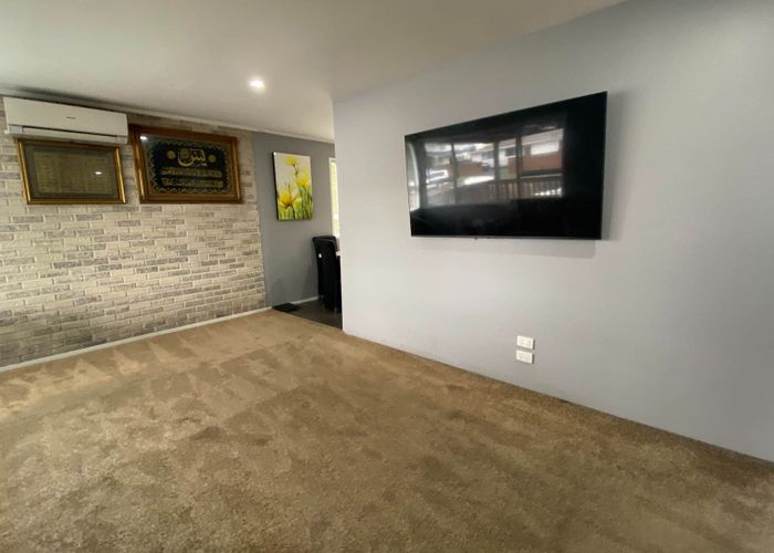  at 16 Neems Place, Manurewa, Manukau City, Auckland