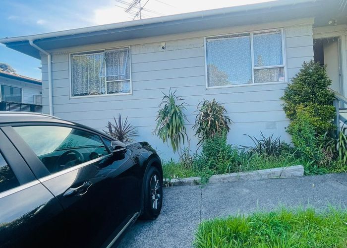  at 24 Sapphire Place, Bayview, Auckland