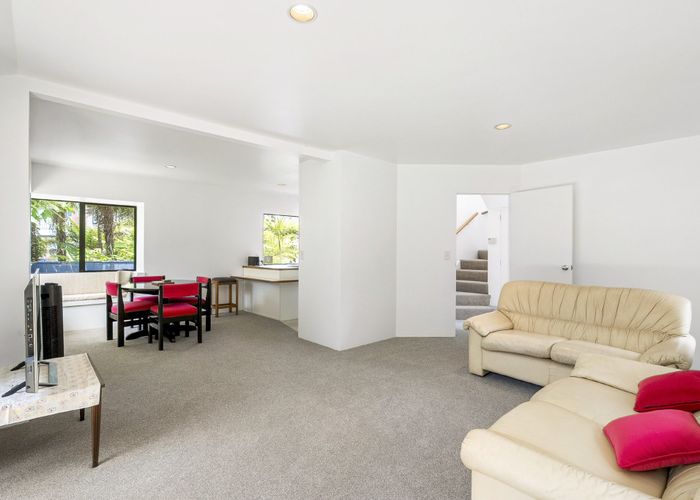  at 27C Sunnynook Road, Sunnynook, North Shore City, Auckland