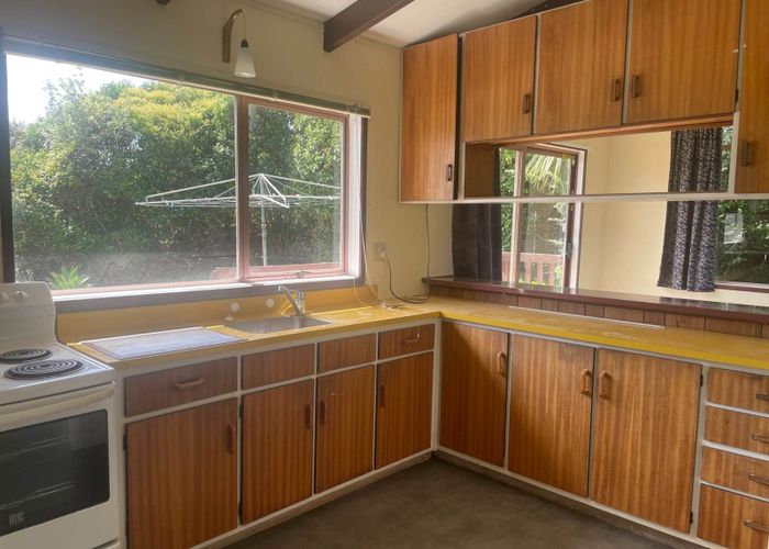  at 16 East Avenue, Little Manly, Rodney, Auckland