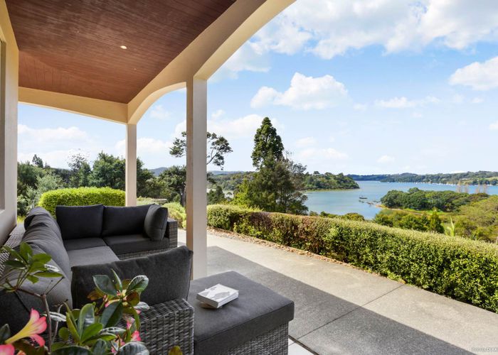  at 29 Beach Street, Sandspit