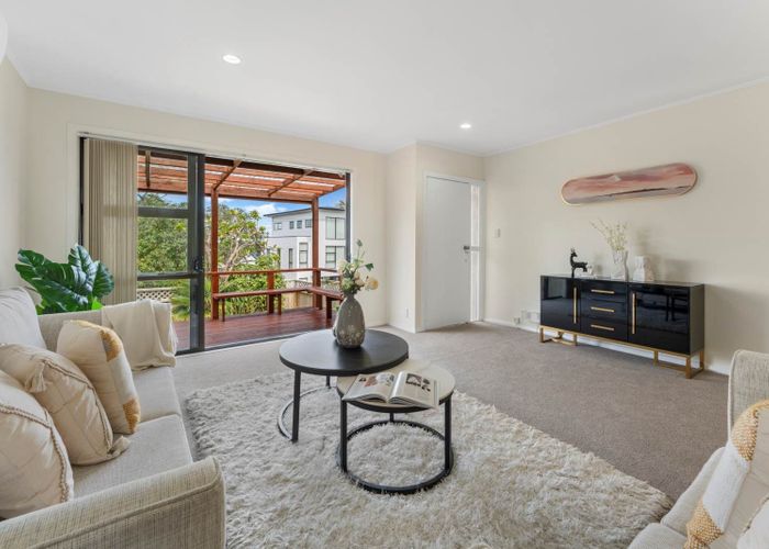  at 1/4 Merton Avenue, Glenfield, North Shore City, Auckland