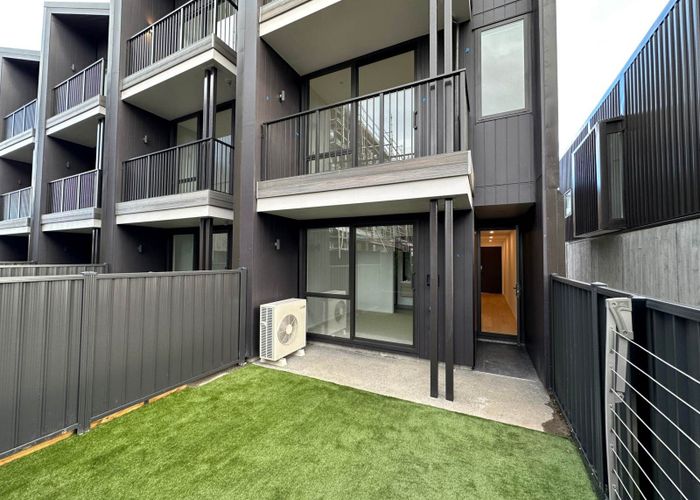  at 22 Silica Mews, Stonefields, Auckland