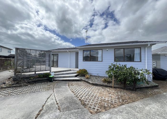  at 9 Lisa Rise, Half Moon Bay, Manukau City, Auckland