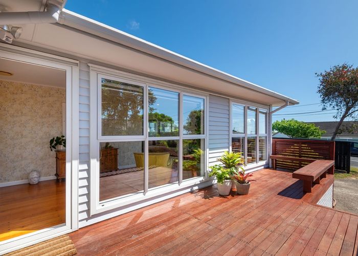  at 1/30 Sunrise Avenue, Mairangi Bay, North Shore City, Auckland