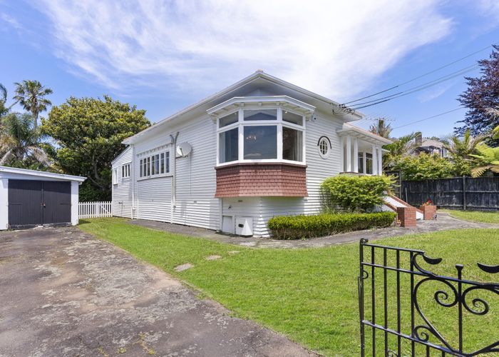  at 69 Shelly Beach Road, Saint Marys Bay, Auckland City, Auckland