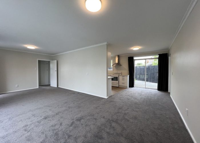  at 5 Shirldale Place, Avonhead, Christchurch