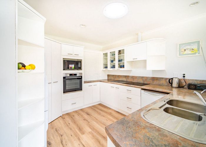  at 9 Blundell Place, Katikati, Katikati