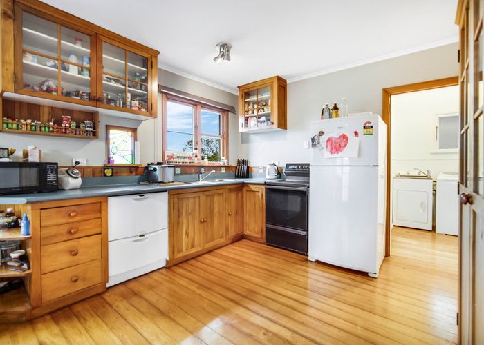  at 117 Seaview Road, Westown, New Plymouth